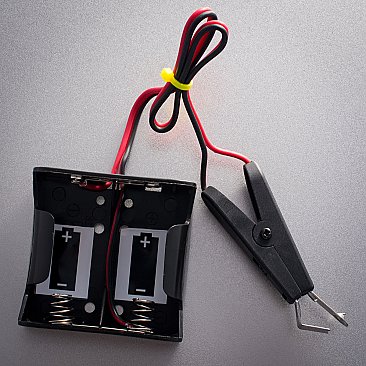 Starter Battery Box with Tweezer Style Clip